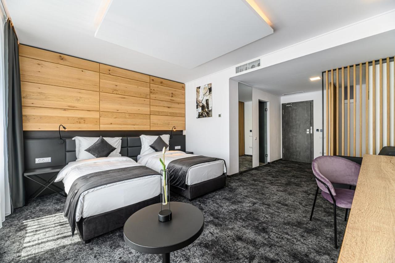 Hotel B The 4*